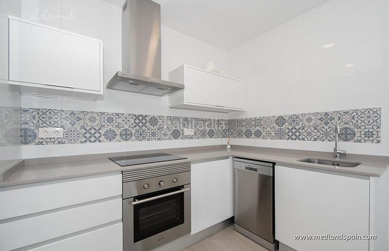 Foto e10eea06-556d-4bd4-bbf8-c4ca4acf0b3c. Chalet moderno chalet de 3 dormitorios y solárium privado en ciudad quesada en Rojales