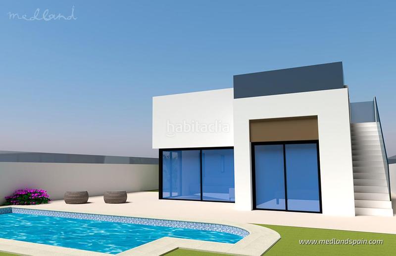 Foto f731e29b-9b10-425d-b4e9-93adeff5cf2c. Chalet moderno chalet de 3 dormitorios y solárium privado en ciudad quesada en Rojales
