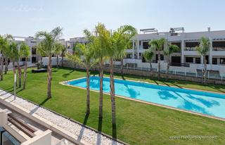 Apartament a Los Balcones-Los Altos. Apartamento con solárium privado en los balcones, torrevieja