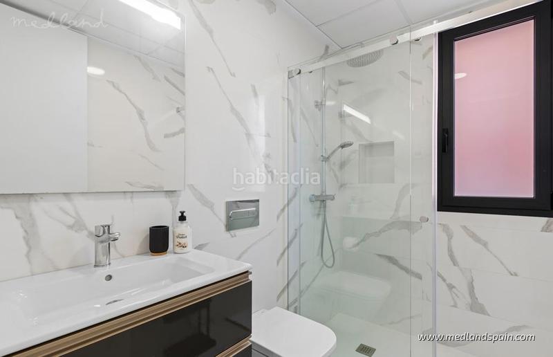 Foto 811a971e-8c2c-4453-90c3-4b286efbfa04. Chalet avec chauffage parking piscine dans Los Secanos Guardamar del Segura