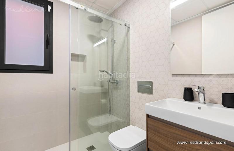 Foto 9673b171-e002-4eb8-8b8b-165af5db8f9f. Chalet avec chauffage parking piscine dans Los Secanos Guardamar del Segura