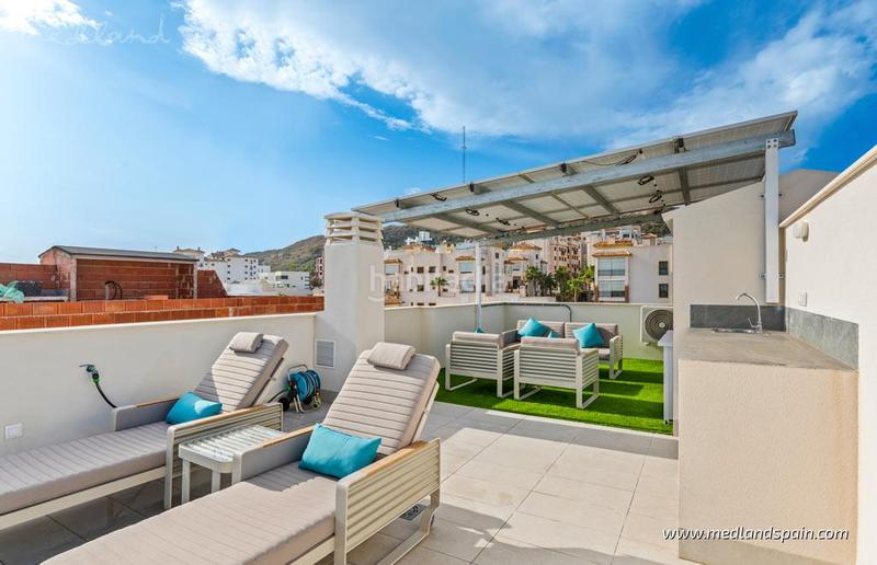 Foto fad8acf4-7598-49ac-bb40-500a92362e27. Chalet avec chauffage parking piscine dans Los Secanos Guardamar del Segura