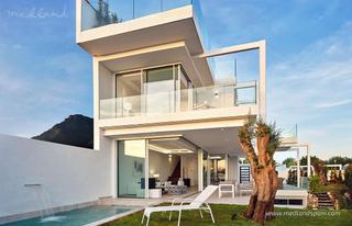 Chalet en Valdeolletas - Las Cancelas - Xarblanca. Chalet de lujo con vistas al mar y al golf en marbella