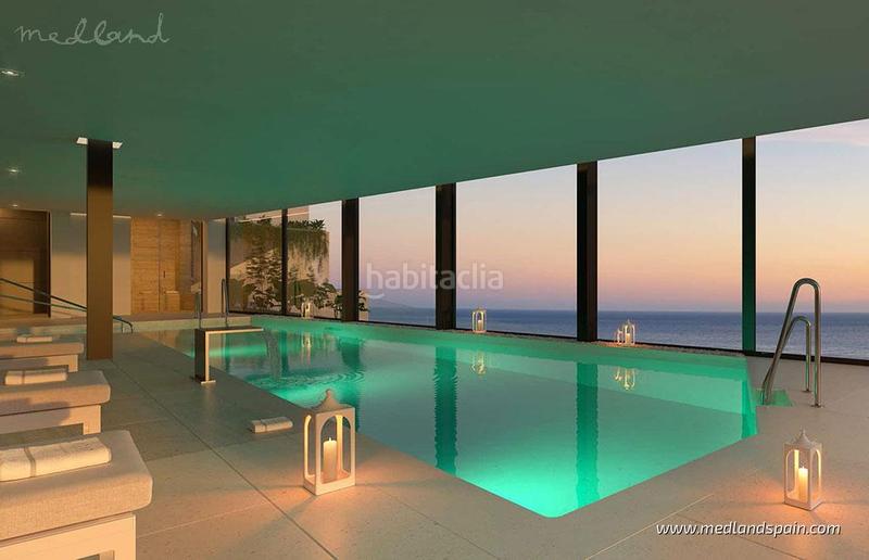 Foto 9cefd75e-d9a3-4991-983b-6ca1c9b87ecc. Apartamento ático con piscina privada y vistas al mar a 250 metros de la playa en Fuengirola