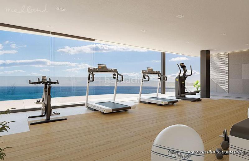 Foto c38cadce-e406-41fe-b81a-d1651b95f7a3. Apartamento ático con piscina privada y vistas al mar a 250 metros de la playa en Fuengirola