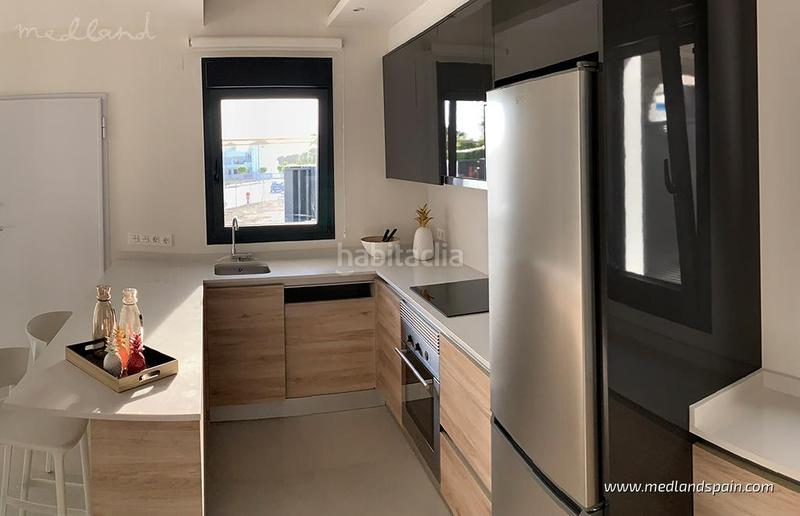 Foto 3bafee20-55aa-40ff-94d7-c63b40b5e48c. Chalet moderno chalet de 3 dormitorios y amplia terraza en Daya Nueva