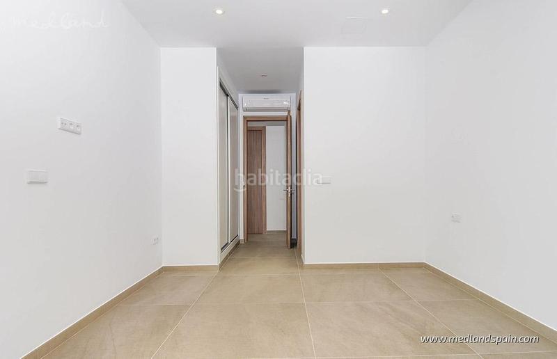 Foto 5bd260ae-9e36-492c-b7ab-b668f92ee0f8. Chalet moderno chalet en una planta a 900 metros de la playa e en Calp