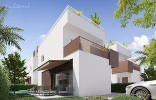 Xalet a La Marina. Moderno chalet con piscina privada y solárium a 600 metros de la