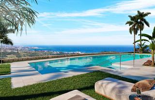 Apartament a Casares Golf - Casares del Sol. Apartamentos con jardín privado y vistas al mar cerca del golf e