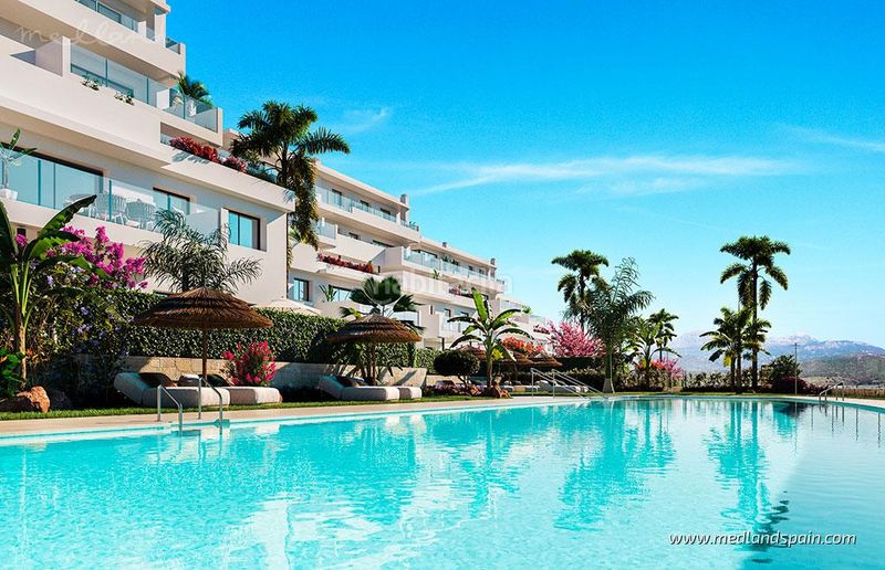 Foto 4a09f926-3934-4340-bdb2-f2e6ee3cfbc8. Apartament amb calefacció piscina a Casares golf - Casares del sol Casares