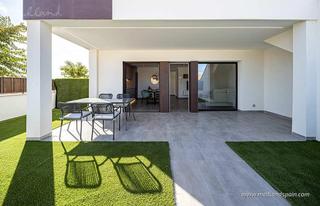Apartament a Pilar de la Horadada Ciudad. Apartamento en planta baja con jardín privado en pilar de la hor
