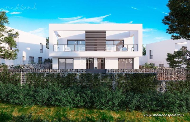 Foto 81f34058-f4cd-44b2-97d6-52674893c01f. Casa adossada amb aparcament piscina a Riviera del Sol Mijas