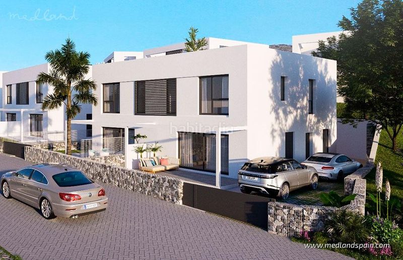 Foto c59a7342-ad35-48e8-a5c3-0db4c63ca1b6. Casa adossada amb aparcament piscina a Riviera del Sol Mijas