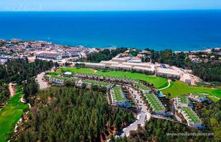 Maison jumelée à El Faro de Calaburra - Chaparral. Chalets adosados con jardín privado en primera línea de golf con