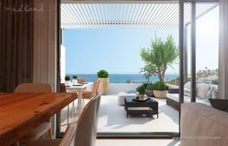 Apartament a Bahía de Casares. Apartamentos de 3 dormitorios con amplia terraza a 250 m de la p