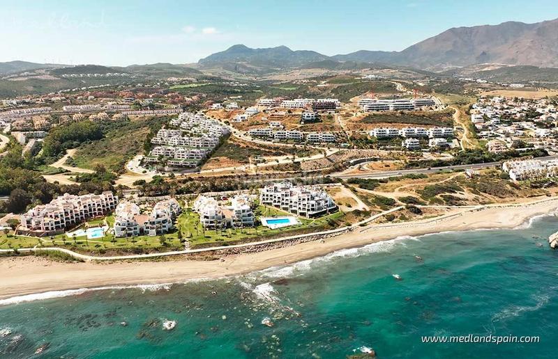 Foto 3e6ad298-b9b7-4451-9217-660bc3745187. Apartamento s con jardín privado a 250 m de la playa en Casares