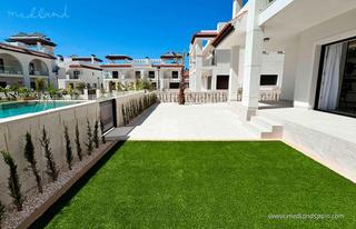Appartement à Rojales. Apartamentos con jardín privado en ciudad quesada