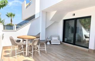 Apartament a Pilar de la Horadada Ciudad. Apartamentos en planta baja de 3 dormitorios en pilar de la hora