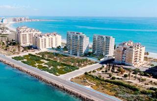 Piccolo appartamento in Dos Mares. Apartamento en primera línea de playa con vistas al mar, a 50 me