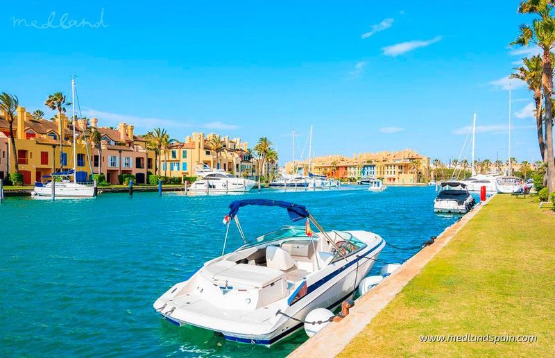 Foto 0fa9f68c-8bda-440c-ac5d-340f9d42df45. Casa adossada amb calefacció piscina a Sotogrande alto Sotogrande