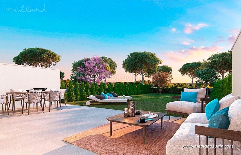 Foto c857dc09-ea20-4259-80c0-ca1e28575d98. Casa adossada amb calefacció piscina a Sotogrande alto Sotogrande