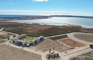 Apartment in El Raso. Ático con solárium privado y vistas panorámicas en el raso, guar
