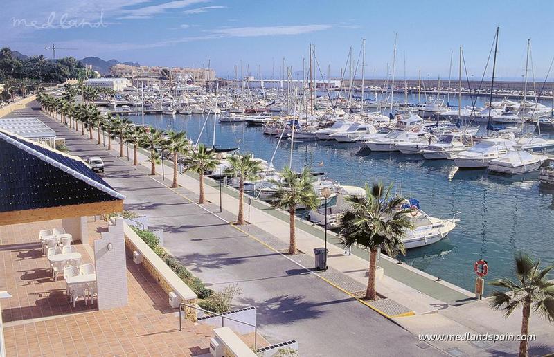 Foto 7b105668-aaad-4c02-9fcb-05b961b863e0. Apartament amb calefacció piscina a Centro Urbano Vila Joiosa (la)