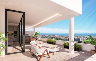 Apartamento en Altos de Estepona. Ático con solárium privado y vistas panorámicas en estepona