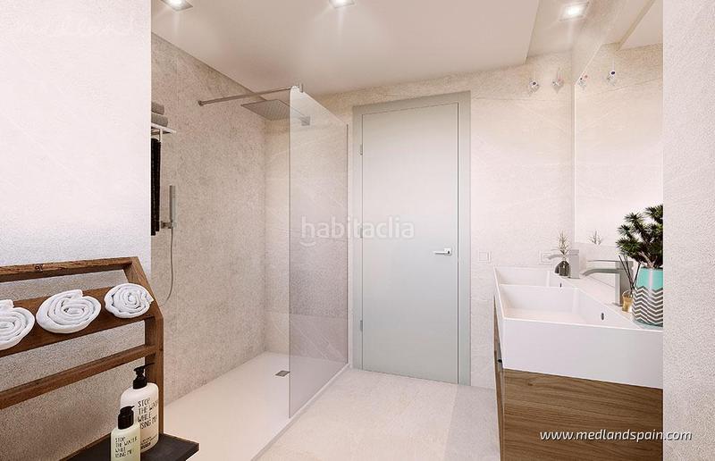 Foto 1bc22aed-7234-4061-9b80-3b163a33c9a4. Apartamento ático con amplia terraza y vistas panorámicas al mar en Benahavís