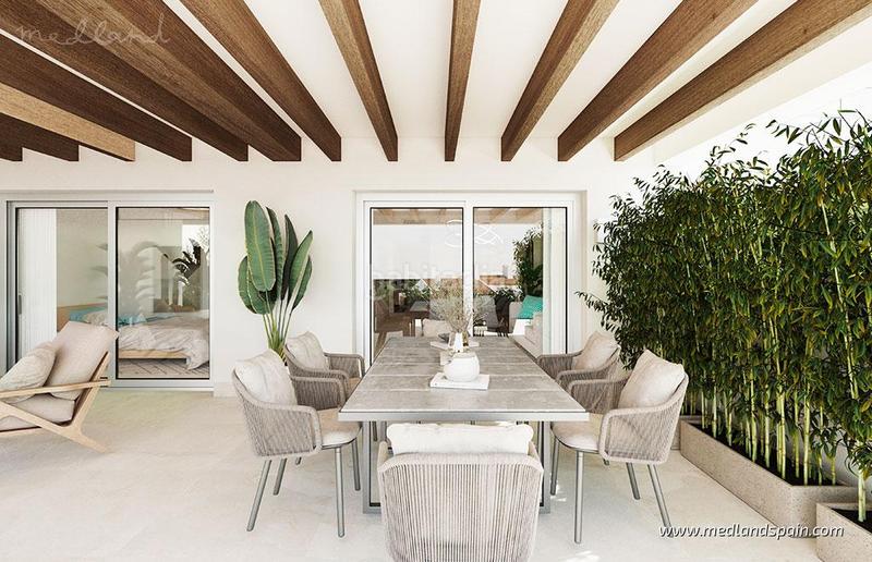 Foto 301f9c1b-1541-4190-8819-650471ee28b7. Apartamento ático con amplia terraza y vistas panorámicas al mar en Benahavís