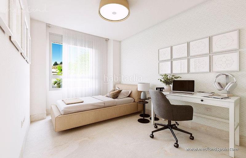 Foto 46545244-447c-4a70-bc1d-77882343c911. Apartamento ático con amplia terraza y vistas panorámicas al mar en Benahavís