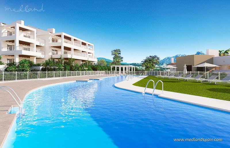 Foto ec12fa74-97b5-4e08-a5d8-8579d4862bc7. Apartamento ático con amplia terraza y vistas panorámicas al mar en Benahavís