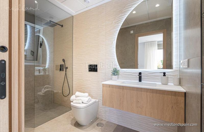 Foto 9ca2f3ca-b833-4f1c-b7c4-fe5579651992. Chalet avec parking piscine dans El Pinar de Campoverde Pilar de la Horadada