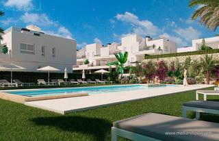 Apartament a Algorfa. Apartamentos en planta alta con amplio solárium en la finca golf