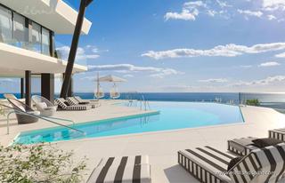 Apartament a Las Gaviotas - Carvajal. Ático con vistas al mar a 250 metros de la playa en fuengirola