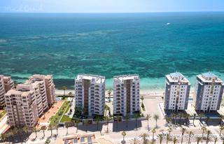 Apartamento en Veneziola. Apartamentos en primera línea de playa de 3 dormitorios con vist