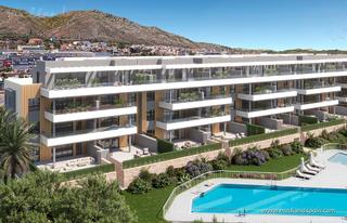 Apartament a Montemar. Ático de 3 dormitorios con solárium privado y vistas al mar en t