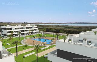 Apartamento en El Raso. Ático de 3 dormitorios y solárium privado en el raso, guardamar