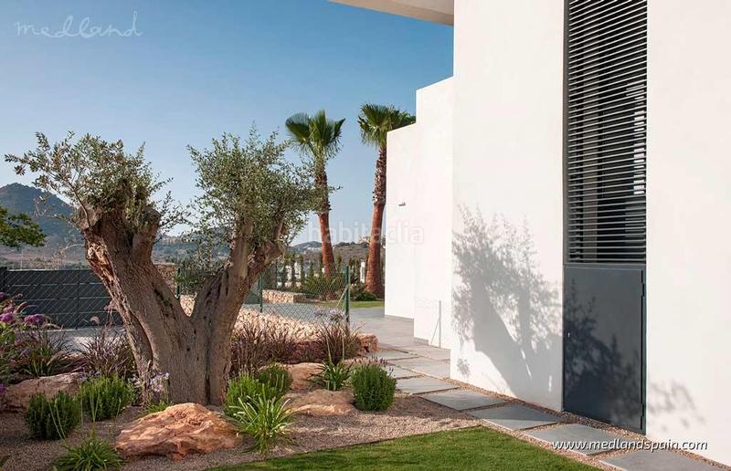 Foto 712f1a1e-6ae7-4655-a2e5-799c69f59220. Xalet amb aparcament piscina a La Manga Club Cartagena