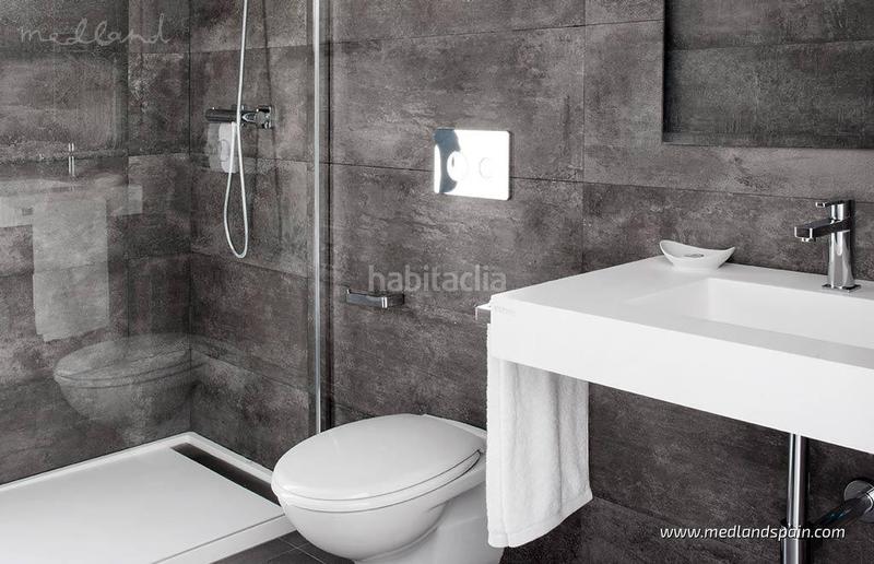 Foto dbb4c460-7224-482c-b8a5-41b44c9ca00d. Xalet amb aparcament piscina a La Manga Club Cartagena