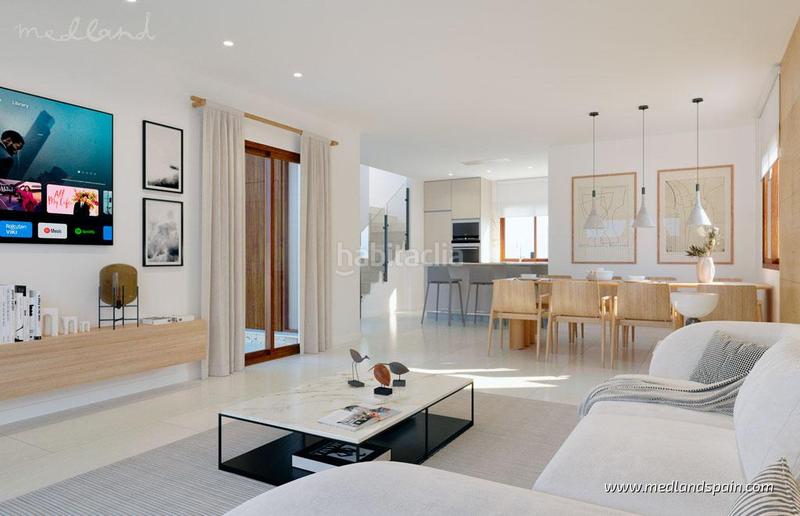 Foto 674dc137-2984-4204-b160-fea613d2bfd4. Reihenhaus mit parking pool in Desamparados - Hurchillo - Torremendo Orihuela