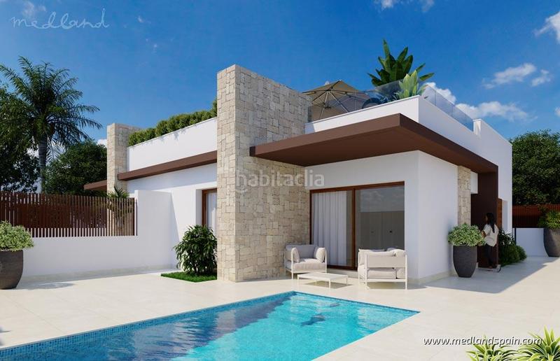 Foto 2f9b9943-67bc-470a-a5a2-4ed7a13d764c. Casa adosada villa de una sola planta con 2 dormitorios y piscina privada en vistabella golf en Orihuela