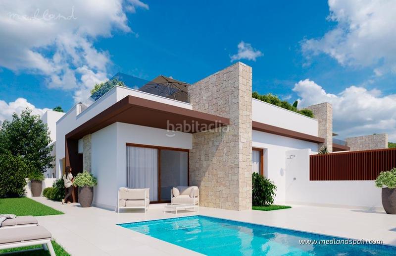 Foto d29717f6-c520-4f04-808a-4a4d53b02c8e. Casa adosada villa de una sola planta con 2 dormitorios y piscina privada en vistabella golf en Orihuela
