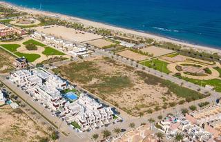 Maison jumelée à El Mojón. Adosado a 500 metros de la playa en torre de la horadada