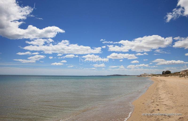 Foto ae446c17-6026-4368-b8cd-bc75e73a2830. Apartamento s en planta alta con solárium privado en San Fulgencio