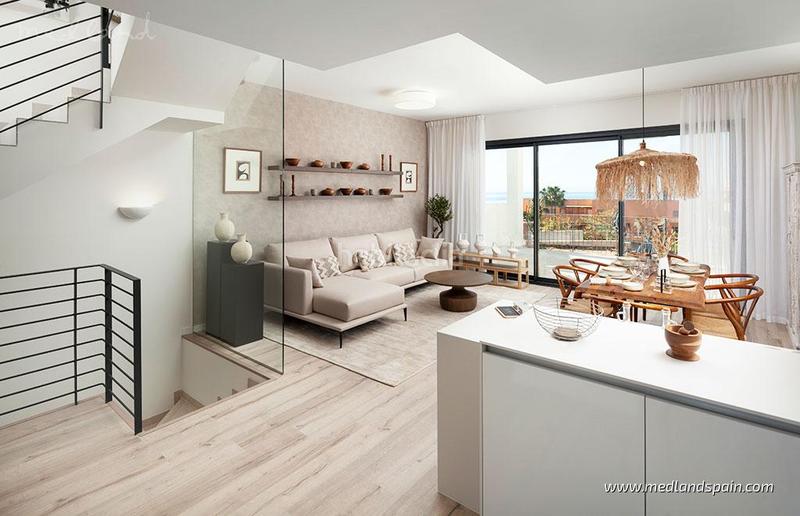 Foto 291d86d0-f23a-4923-9eb0-45d8a5259de7. Casa adossada amb calefacció piscina a Chullera Manilva