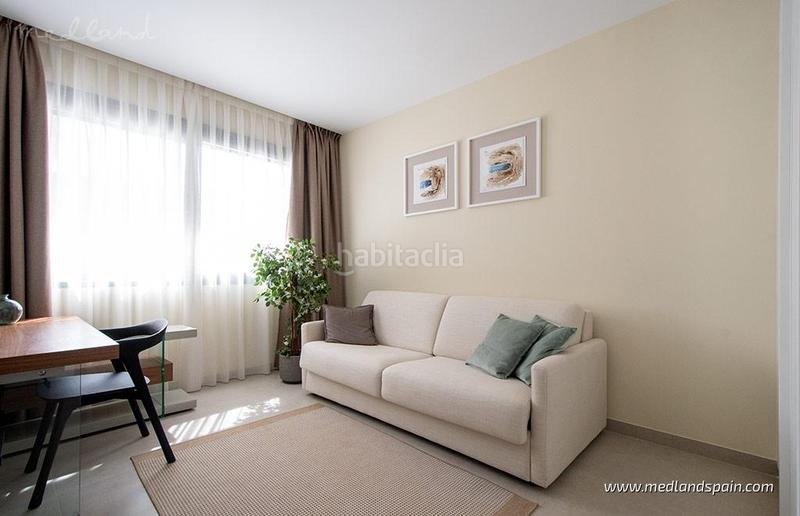 Foto 0d1a802e-ed3b-4be1-bea2-3d7c90715f7a. Chalet  en una planta con 3 dormitorios y piscina privada en altaona golf, en Murcia