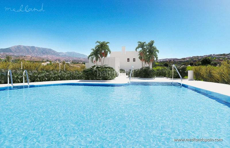 Foto 5d964a42-a6a1-4b4e-b392-8288d12f26c7. Casa adosada adosado de esquina de 3 dormitorios en primera línea de golf costa en Mijas