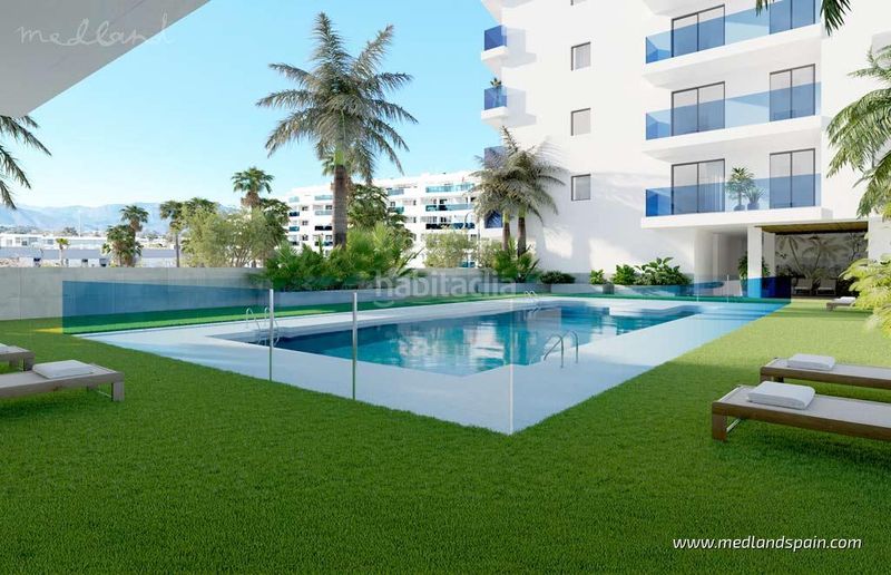 Foto 9adc2bd7-0b93-485b-bdc9-11083a91a2fd. Apartament amb calefacció piscina a Las Flores Mijas