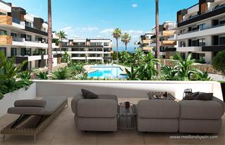 Apartment in La Florida. Apartamentos modernos en la planta baja en una residencial priva